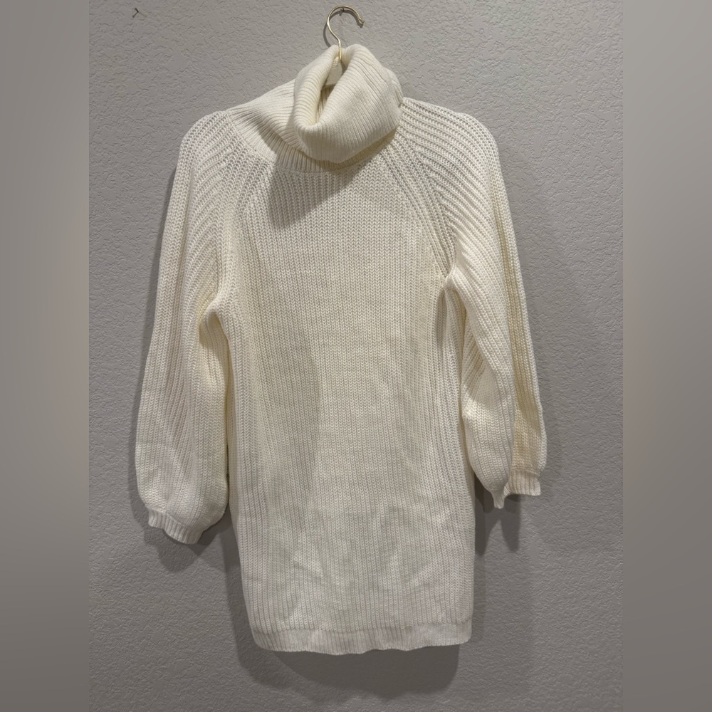 Cream turtleneck sweaterdress small